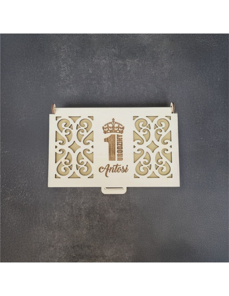 Drewniana pamiątka na 1 urodziny